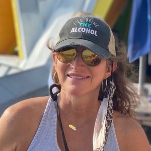 Meet your Posher, Elisa